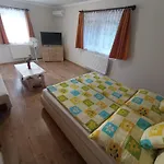 Magdalena Apartmanhaz 아파트 *