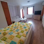아파트 Magdalena Apartmanhaz *