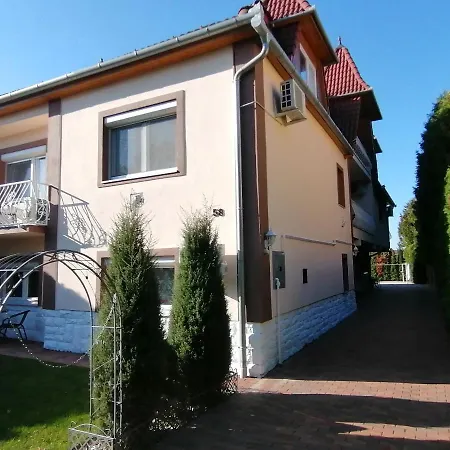 Magdalena Apartmanhaz Heviz