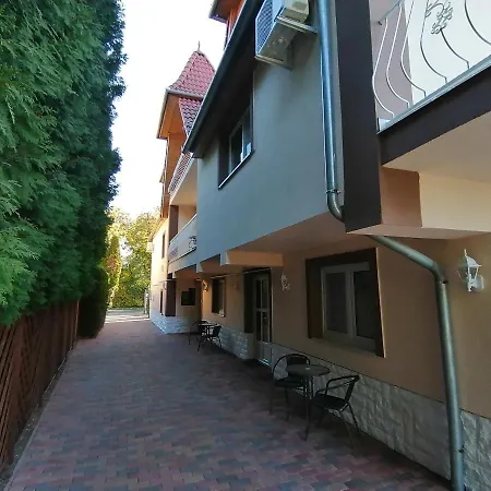 Apartment Magdalena Apartmanhaz Heviz