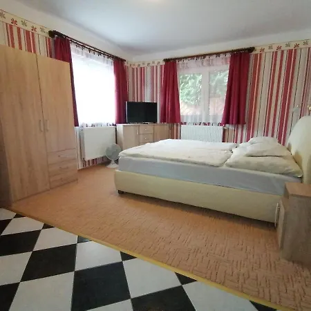Magdalena Apartmanhaz Heviz
