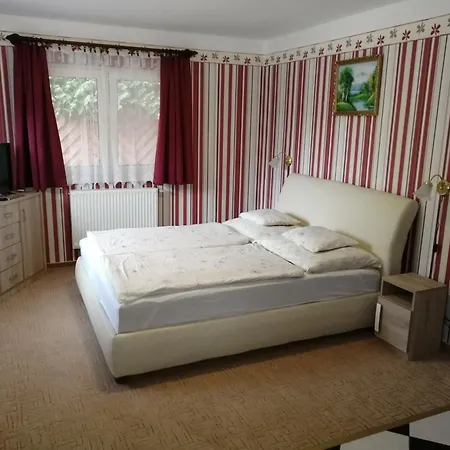 Apartment Magdalena Apartmanhaz Heviz