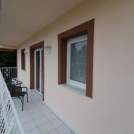 Apartment Magdalena Apartmanhaz *