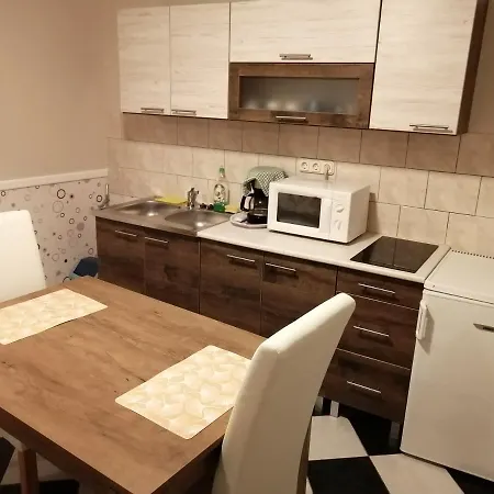 Magdalena Apartmanhaz *