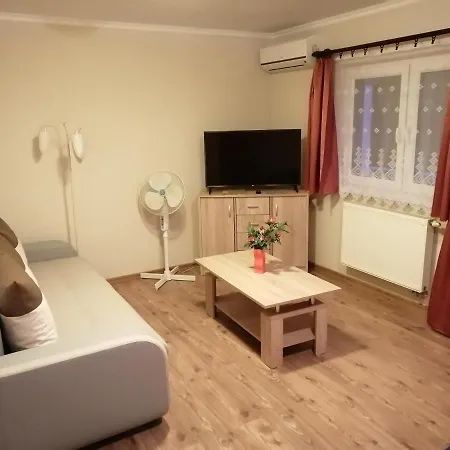 Magdalena Apartmanhaz * Hévíz