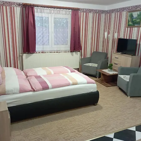 Magdalena Apartmanhaz 아파트 *