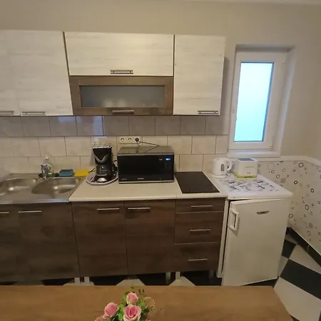 Apartment Magdalena Apartmanhaz *