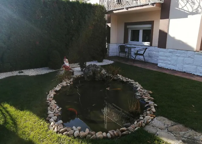 Magdalena Apartmanhaz Апартаменты Хевиз