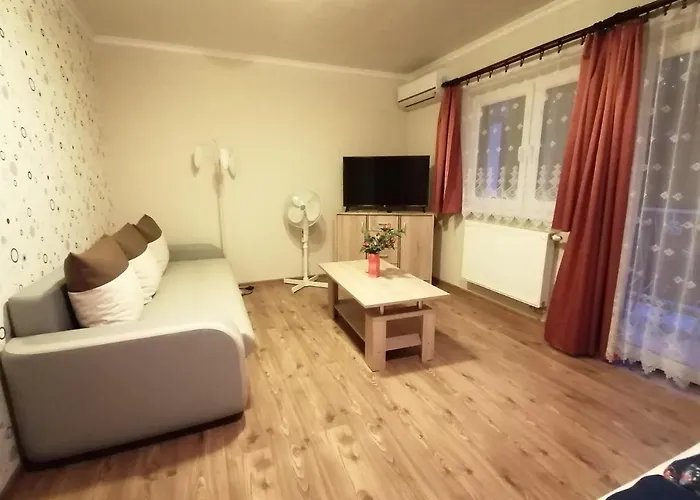 Magdalena Apartmanhaz Апартаменты