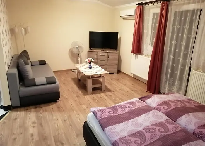 Апартаменты Magdalena Apartmanhaz *
