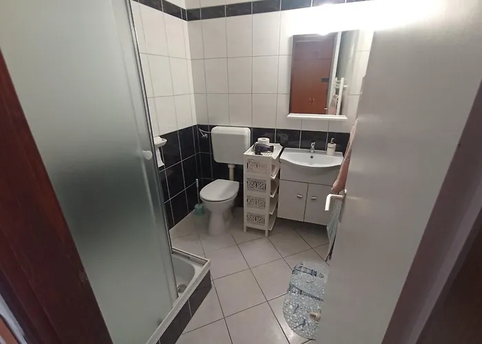 Magdalena Apartmanhaz *