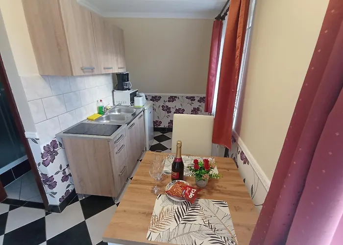 Magdalena Apartmanhaz *